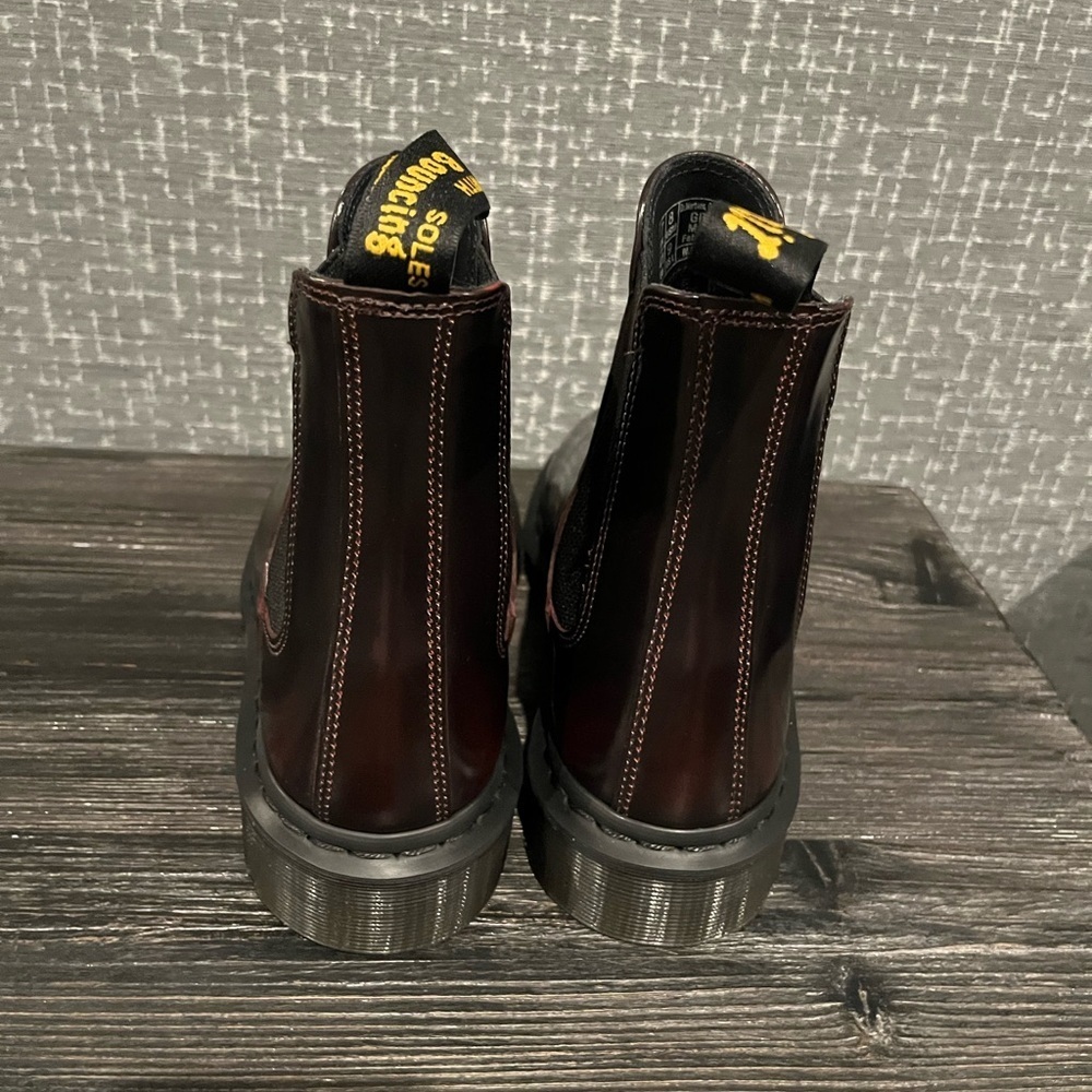 NIB Doc Dr Martens GRAEME Arcadia Leather Chelsea Boots CHERRY RED - Picture 9 of 11